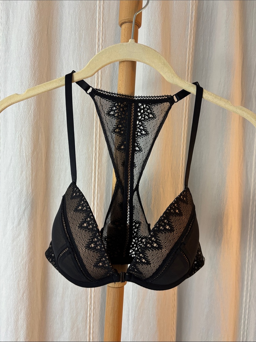 Calvin Klein Front Clasp Racerback Push-Up Bra